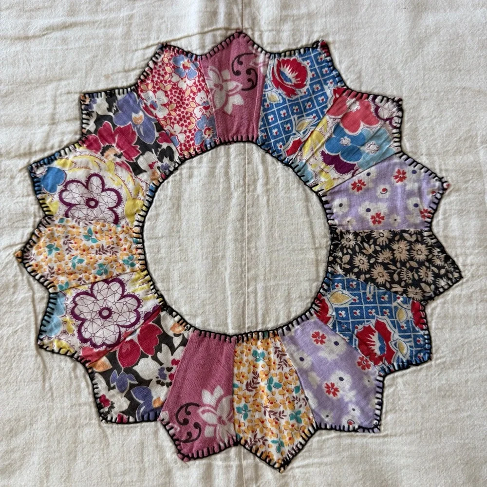 Vintage Dresden Plate Quilt 70x86 Feedsack Appliqué Cottagecore